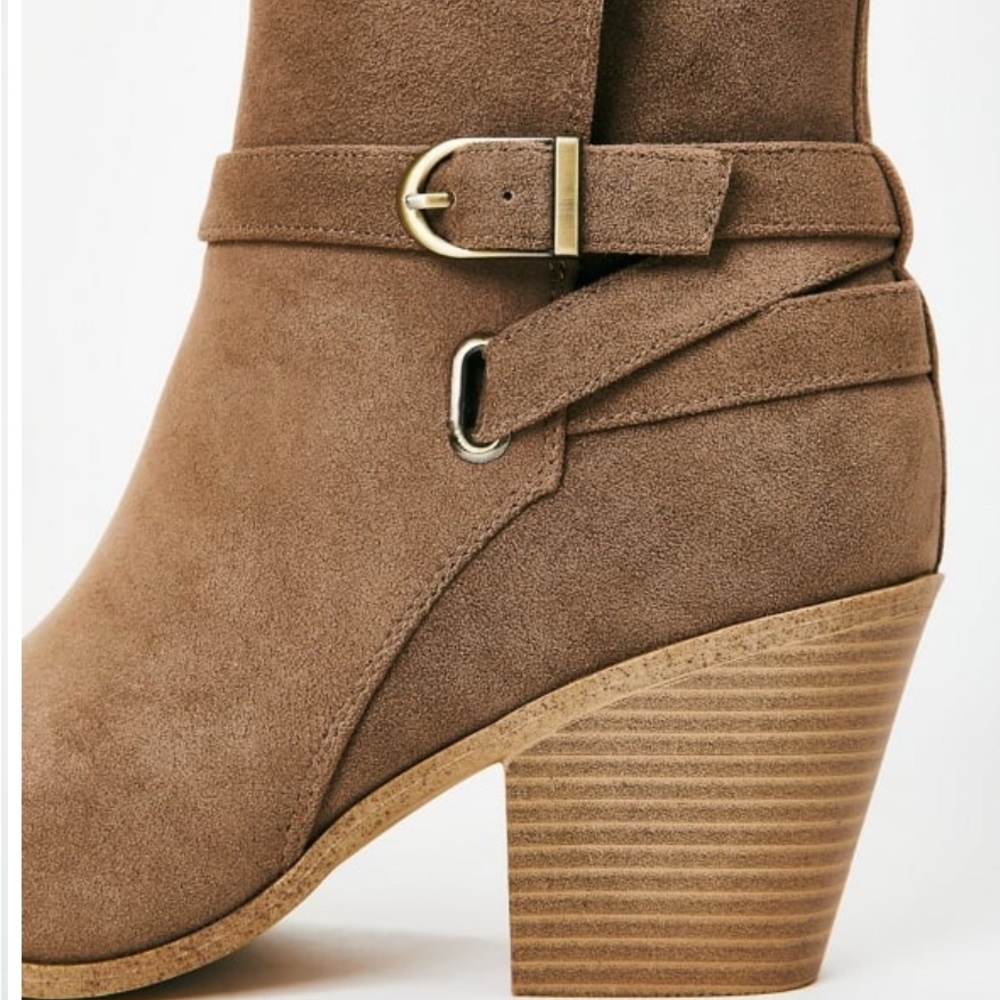 Bootie - Picture 2 of 6